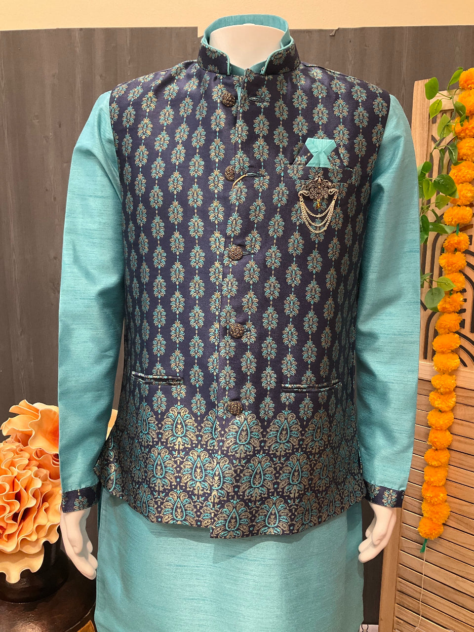 Men’s Wear Kurta Pajama set with vest image 1