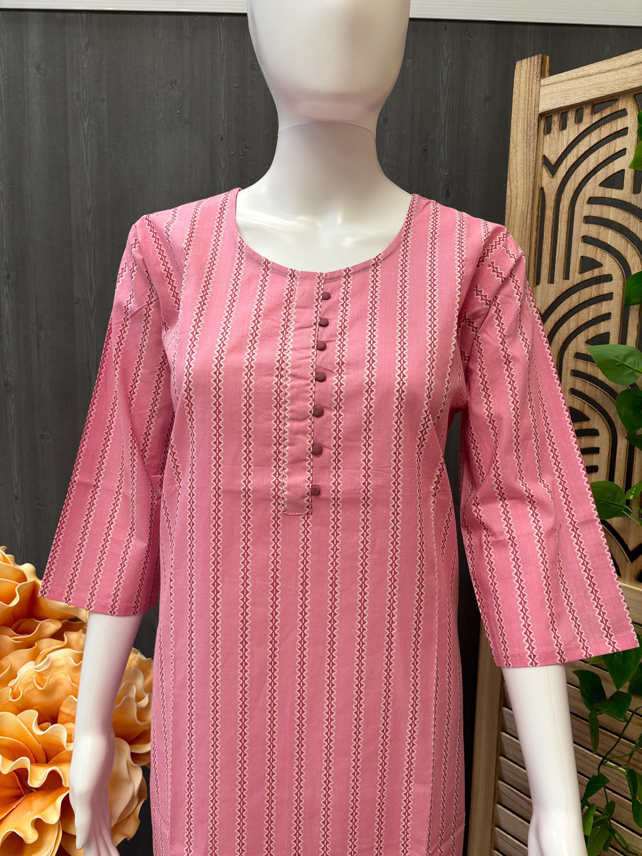 Daily Wear Pure Cotton Kurtis with print - Size 40/US S image 1