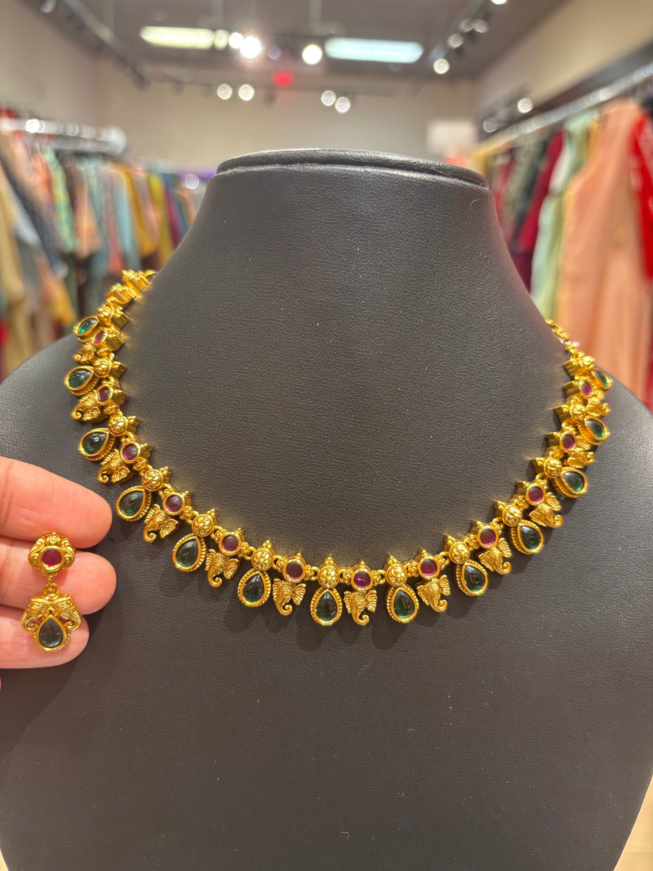 Mattfinish Necklace set with Elephant Design  image 0