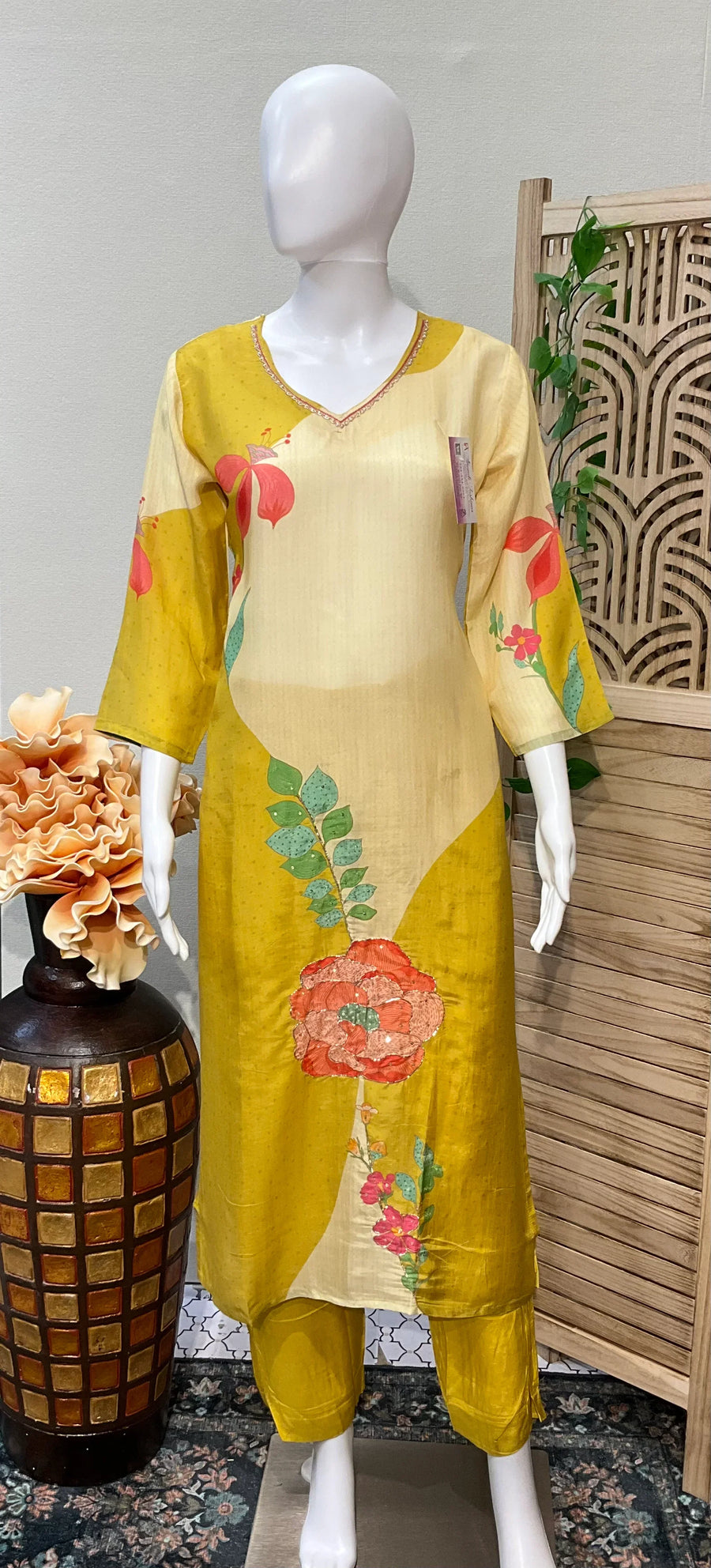 Muslin Kurti Set with Hand Embroidery