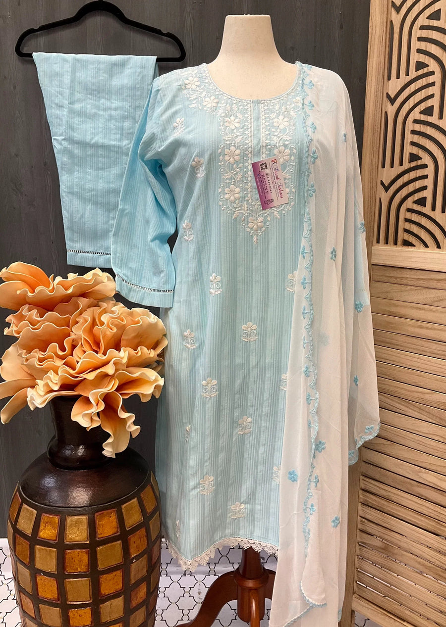 Elegant Pastel Color Chikankari Kurti Set - Traditional Embroidery