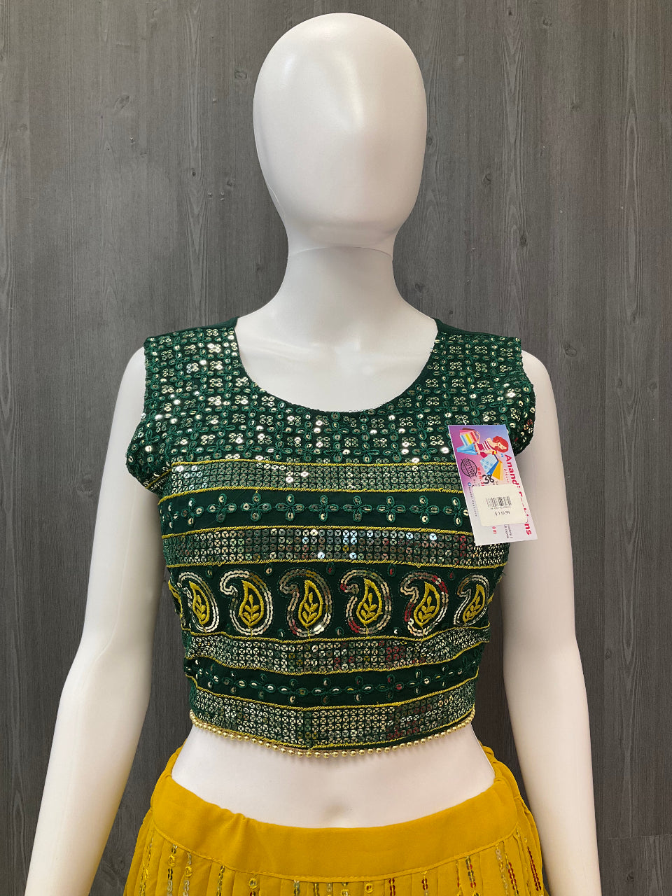 Lehenga Blouse Design - Exquisite and Stunning Lehenga Set Design image 5