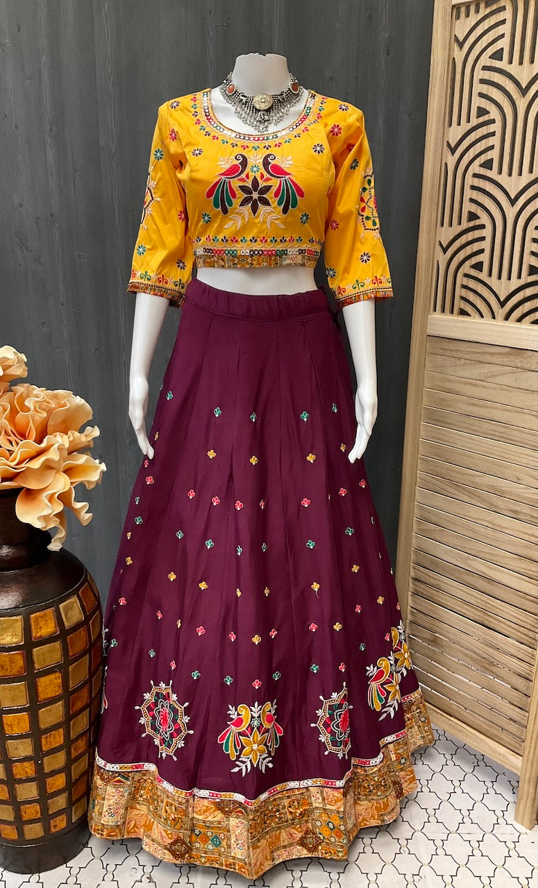 Dhandiya Chaniya Choli/lehenga collection for Garba image 12