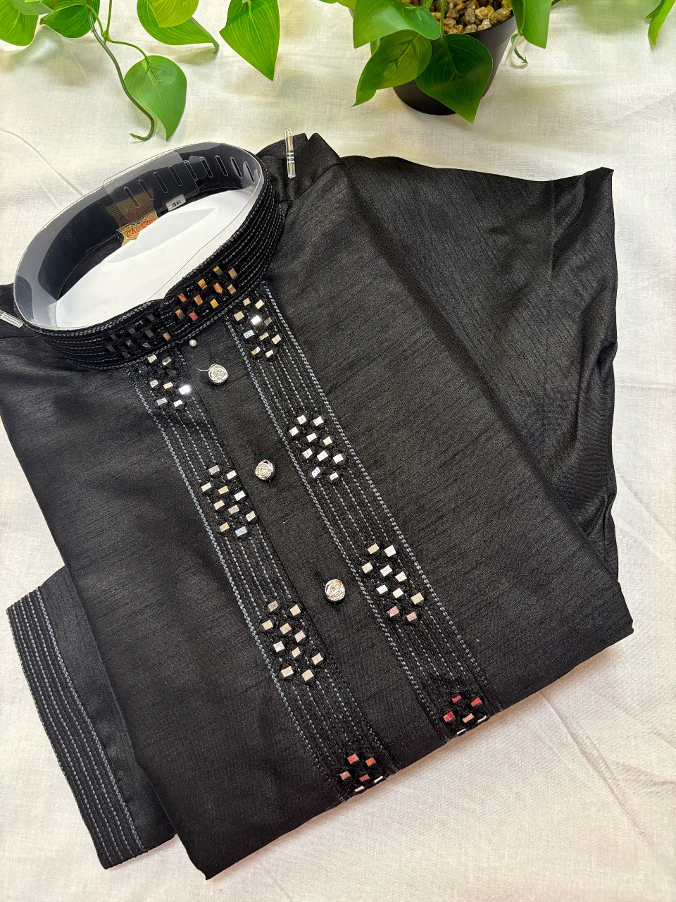 Mens Kurta - Plain Black Men’s Silk Kurta Pajama set- Size 42/44/46 image 0