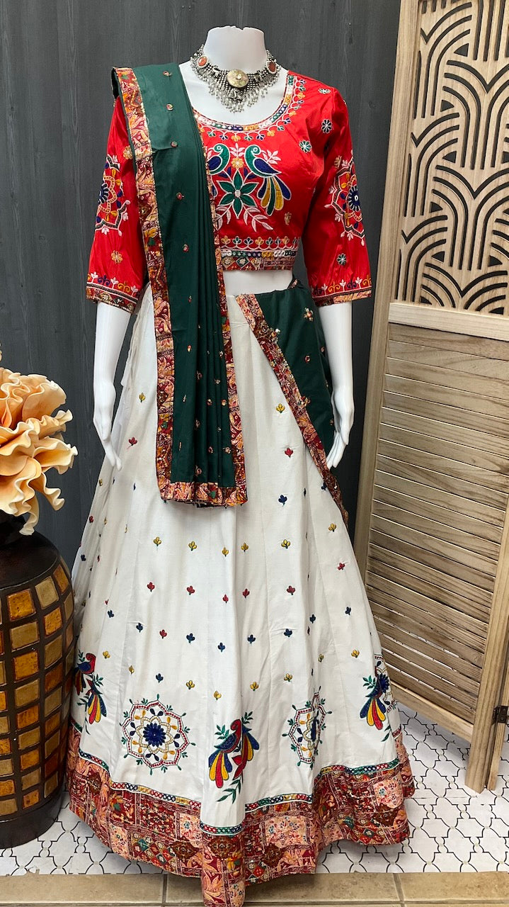 Dhandiya Chaniya Choli/lehenga collection for Garba image 11