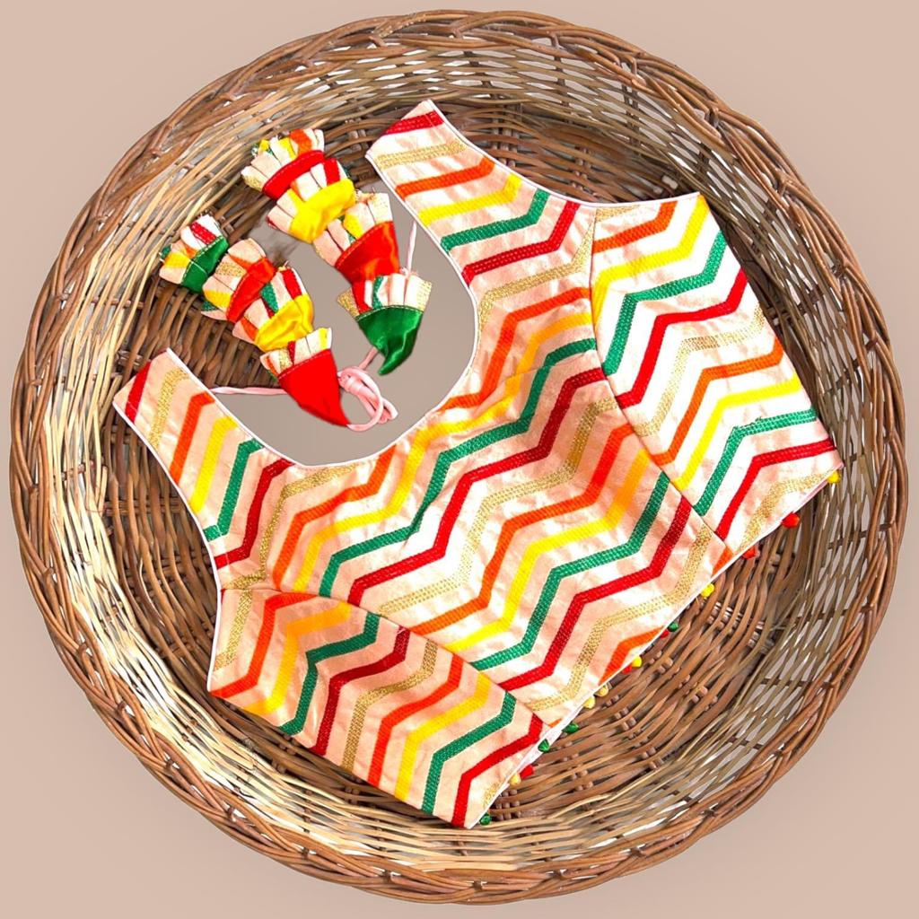 Multicolor Thread Work Blouse image 2