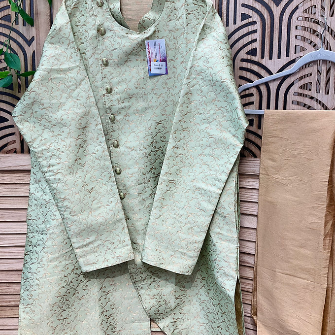 Men’s kurta set fits size 44