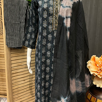 Cotton daily wear kurti sets