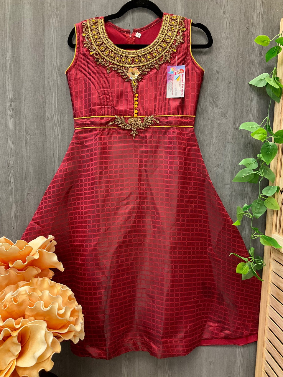 Kids  long dress size 30 image 0