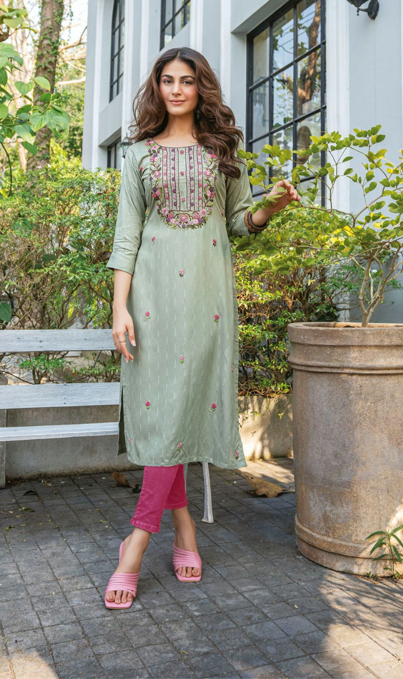 Embroidery Work Kurti - Latest Trendy Embroidered Kurtis image 7