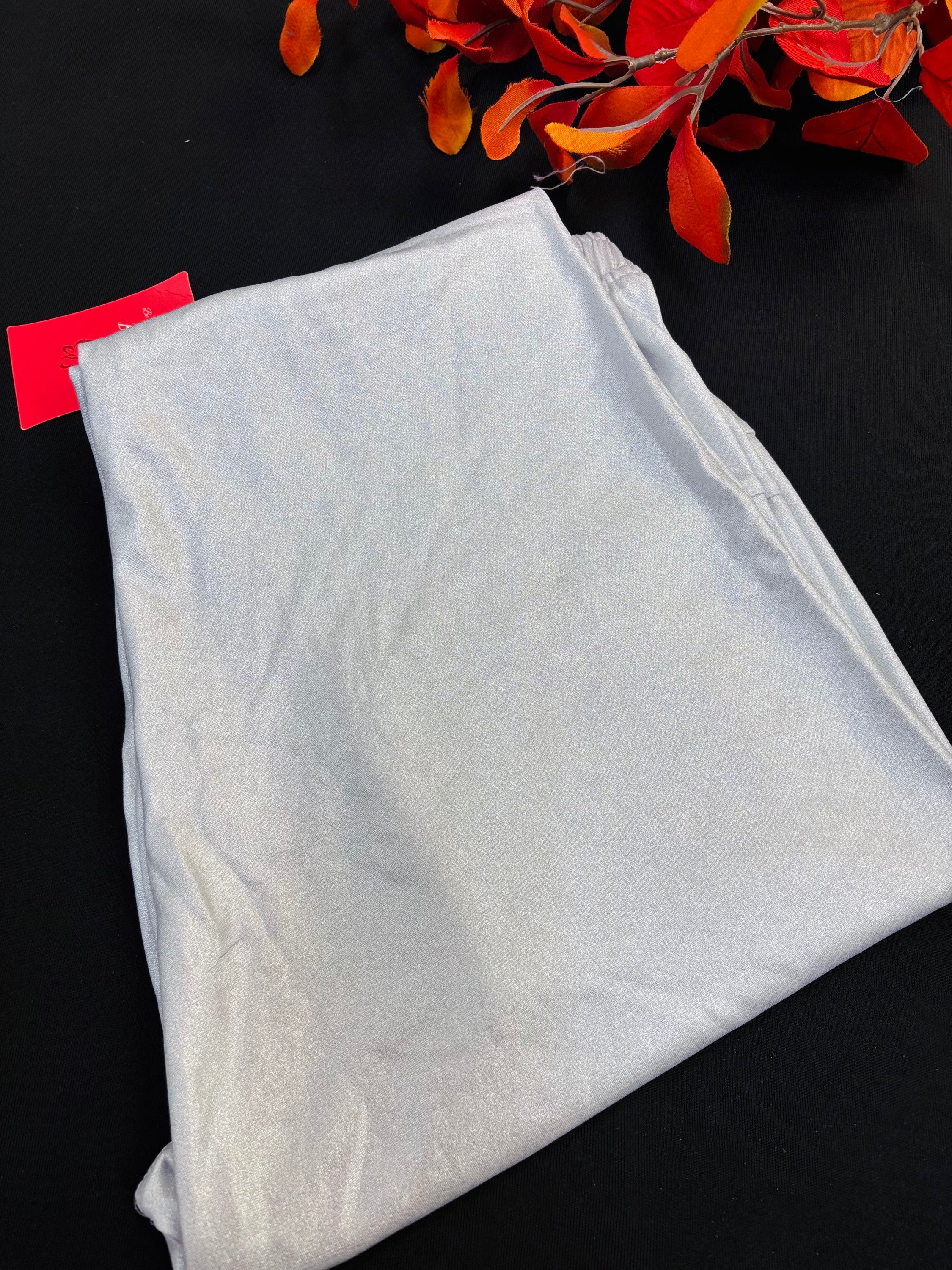 Silver shimmery Chudidhar Leggings  image 0