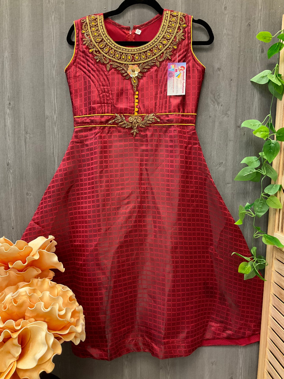 Kids  long dress size 30 image 1