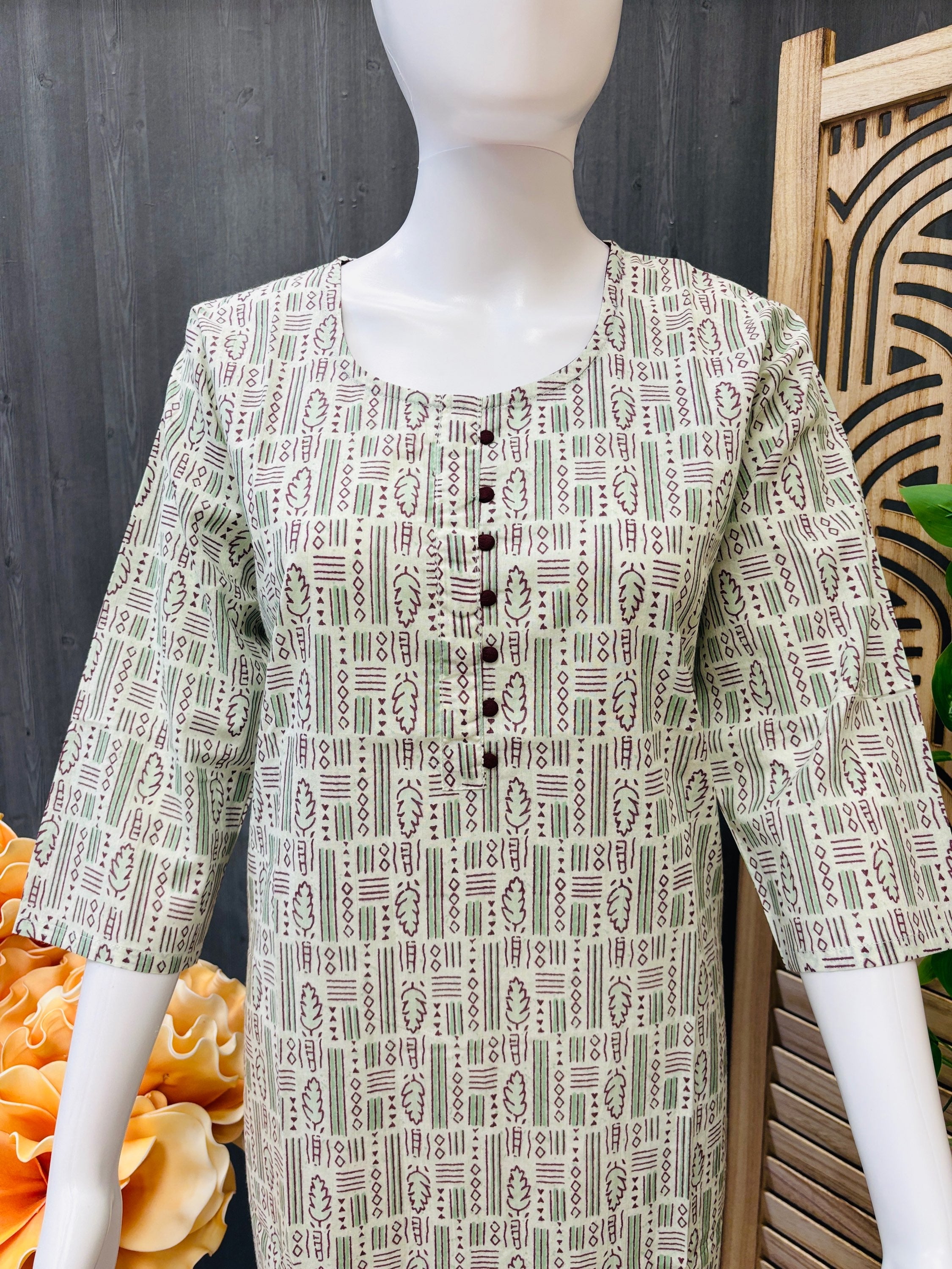 Daily Wear Pure Cotton Kurtis with print - Size 40/US S image 5