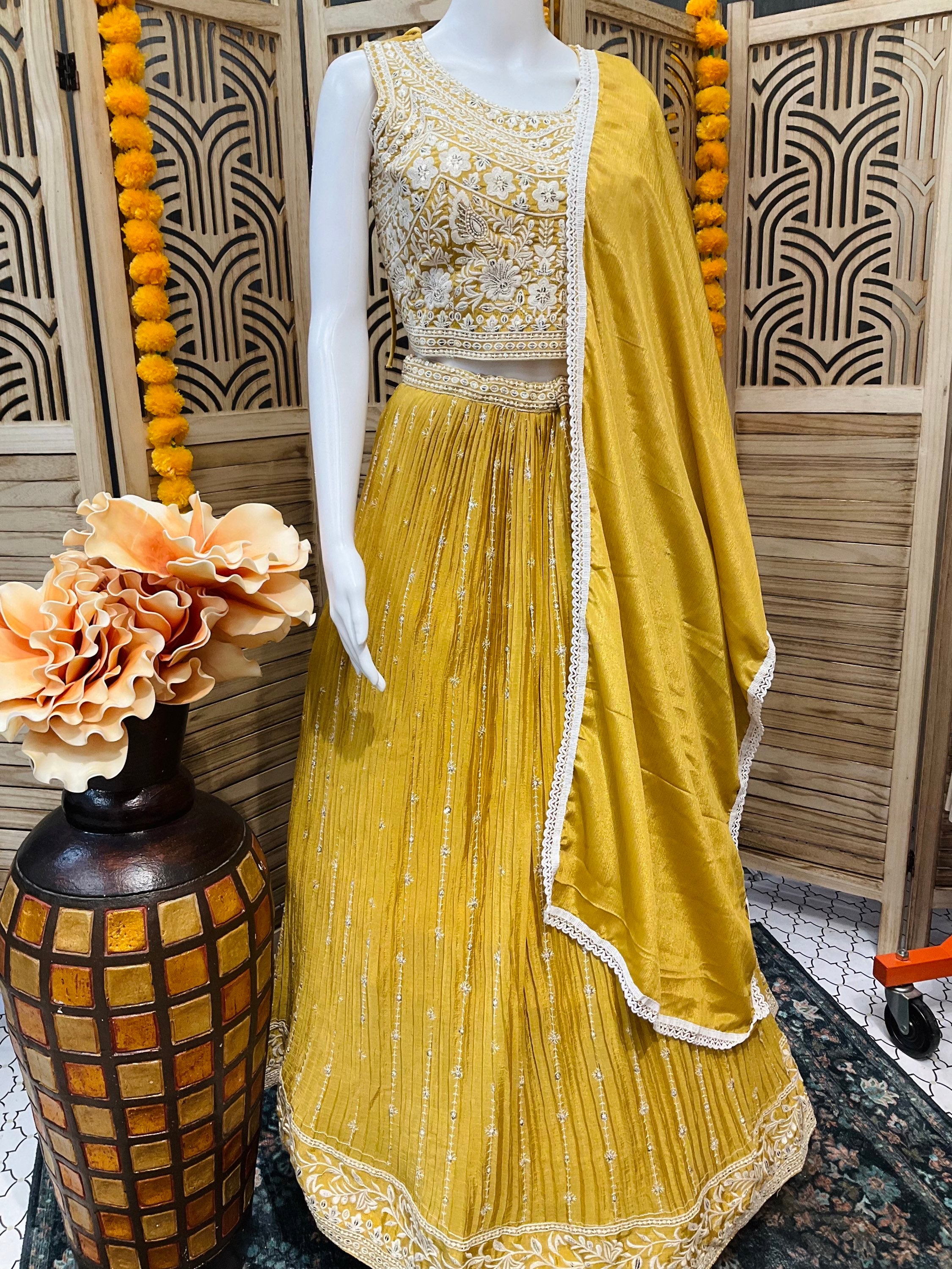 Vibrant Verses: The Story of Lehenga Choli image 12