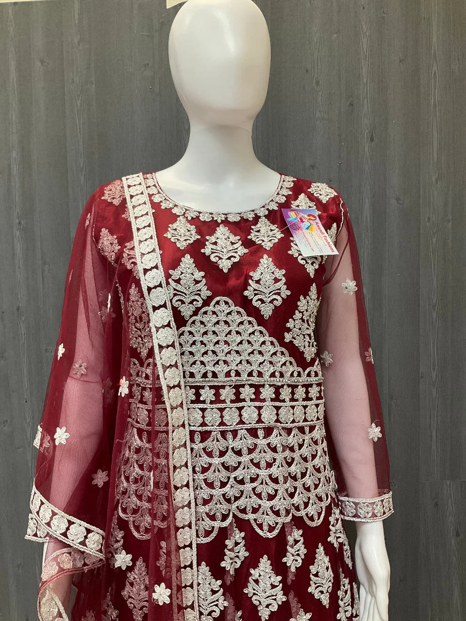 Heavy Work Floor Length Dress Size 38 - Intricate Party Wear