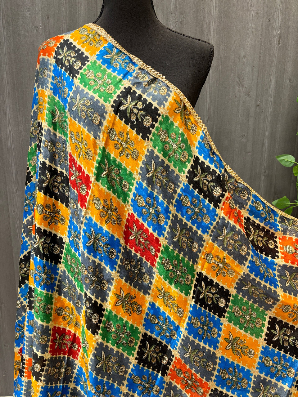 Multicolor Chinon Dupatta  image 4