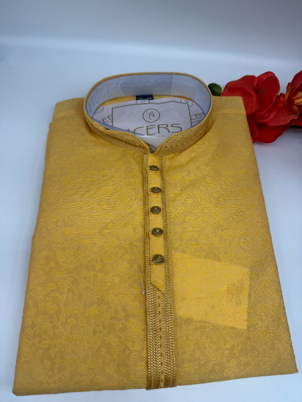 Vibrant High Quality Mens Kurta Set image 3