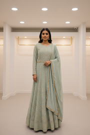 Dress with Floor Length and Long Sleeves