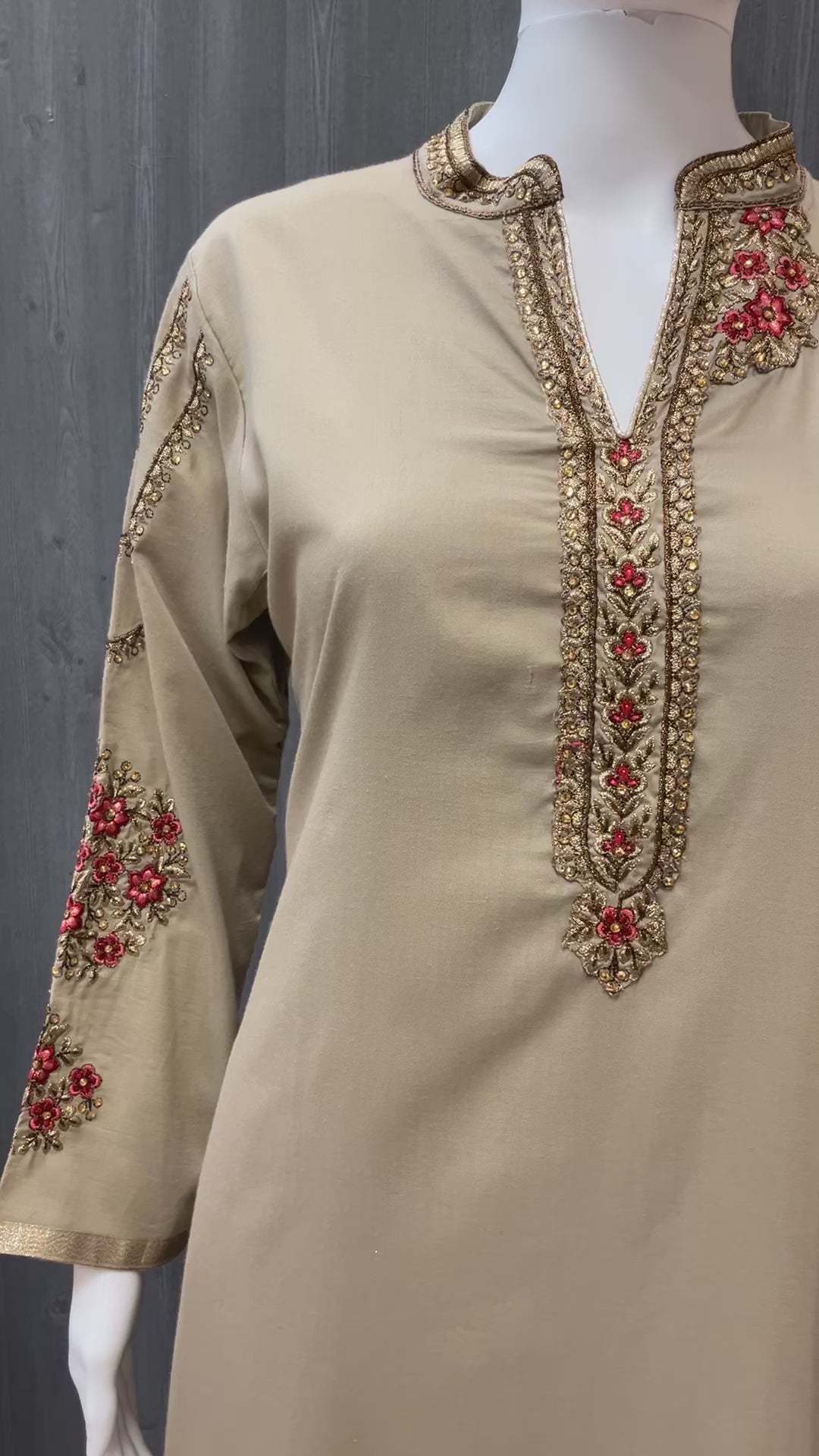 Chudidhar - Elegant and Attractive Party wear chudidhar/Kurti set - Size 42/US M