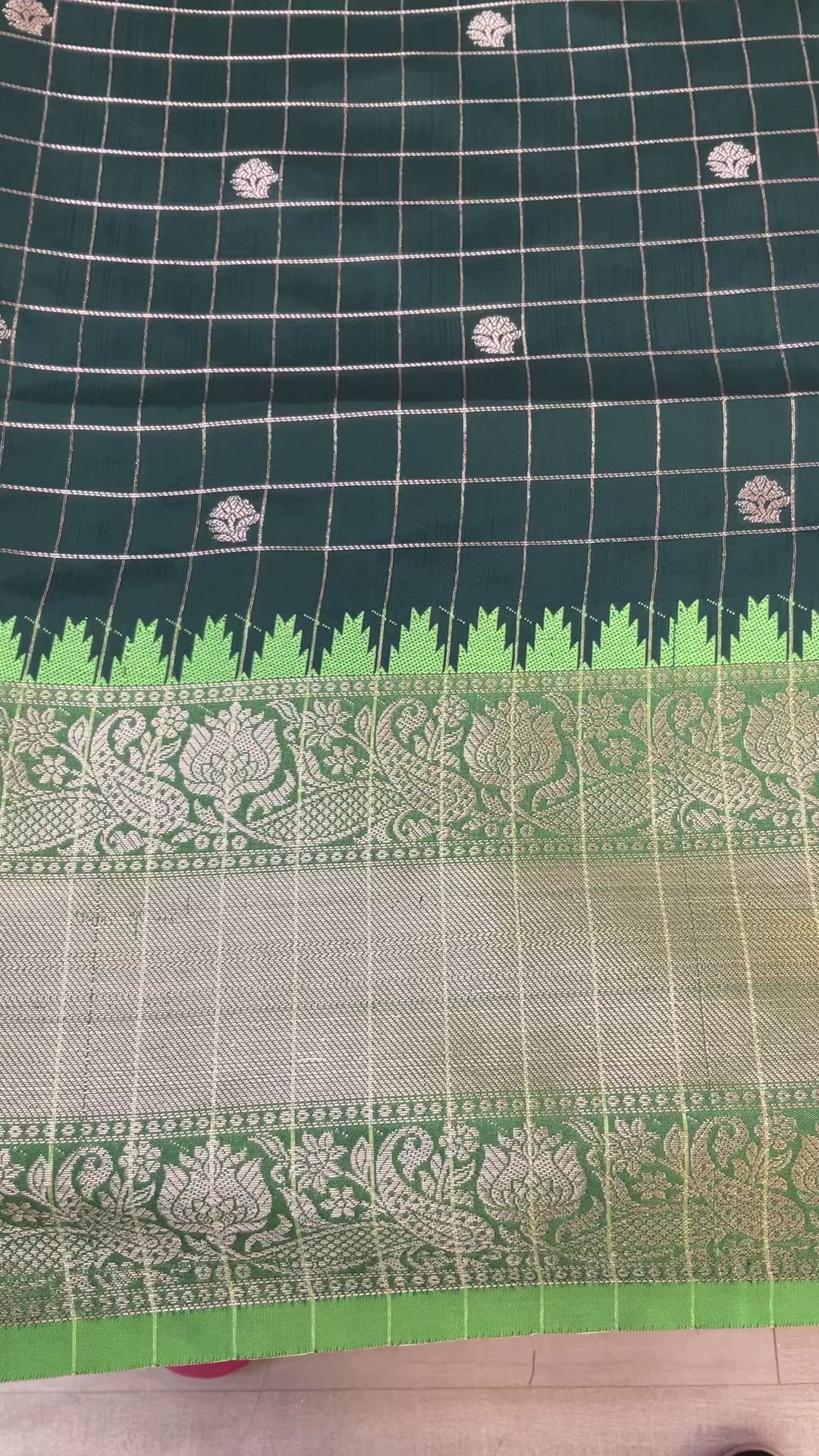 Gadwal Semi Silk Checks Sarees