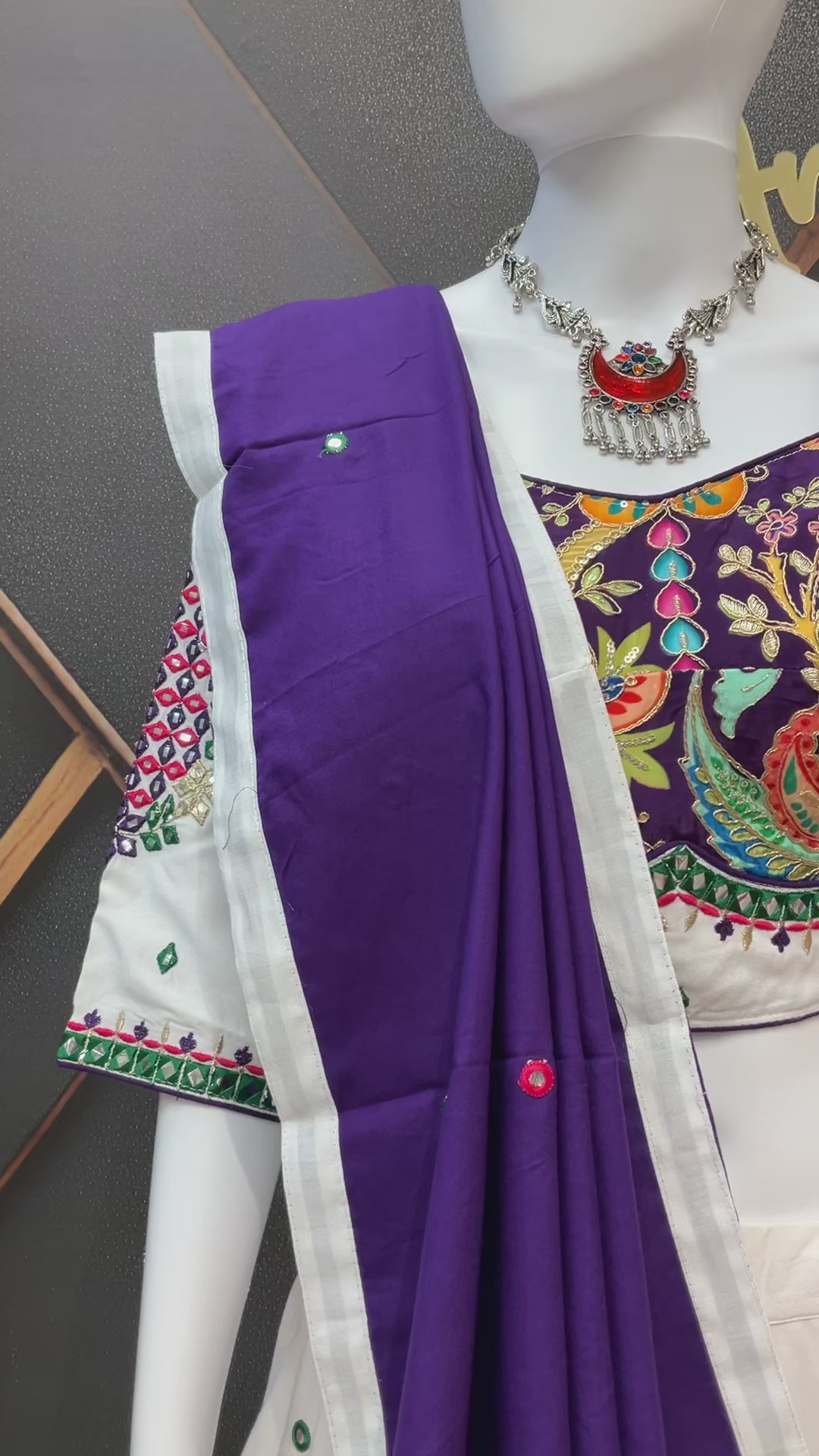 Garba Special White lehanga set with Kalamkari design on the blouse- Size 36(fits upto 44)