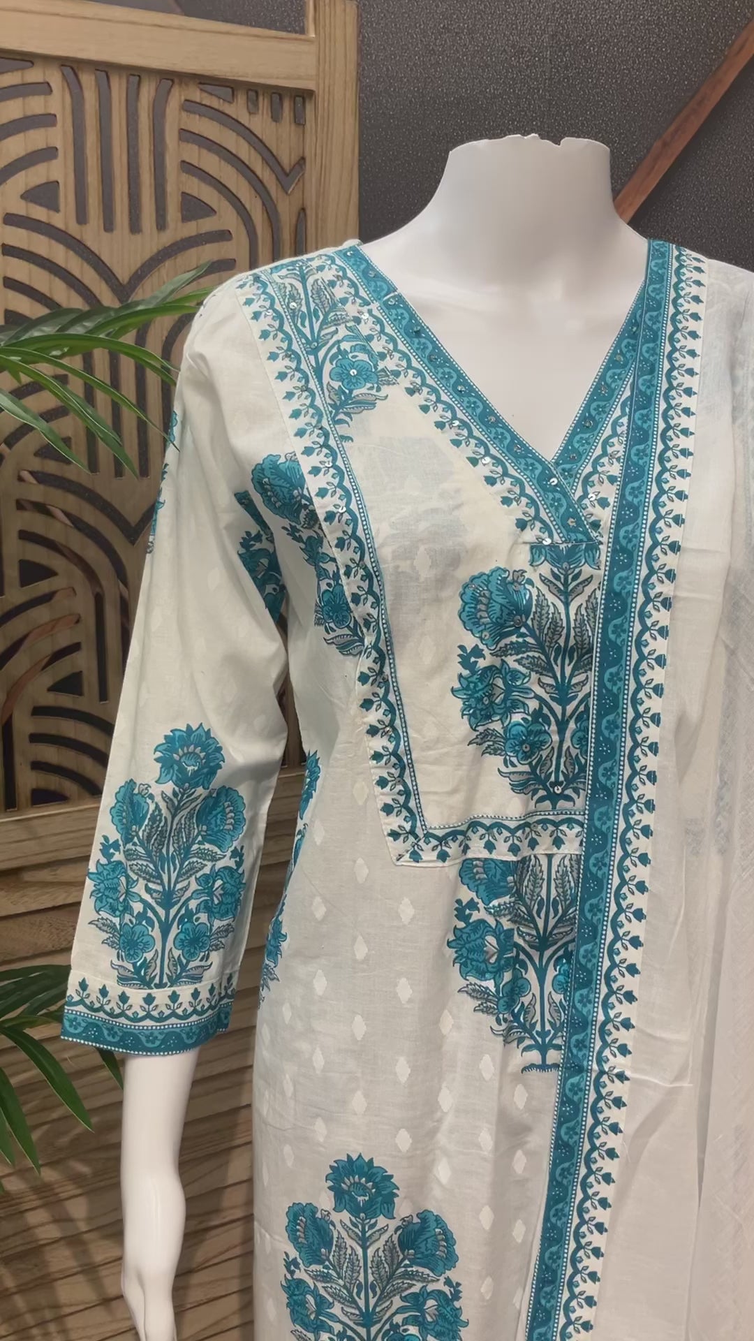 Size 42- White Pure Cotton Kurti set with Blue print