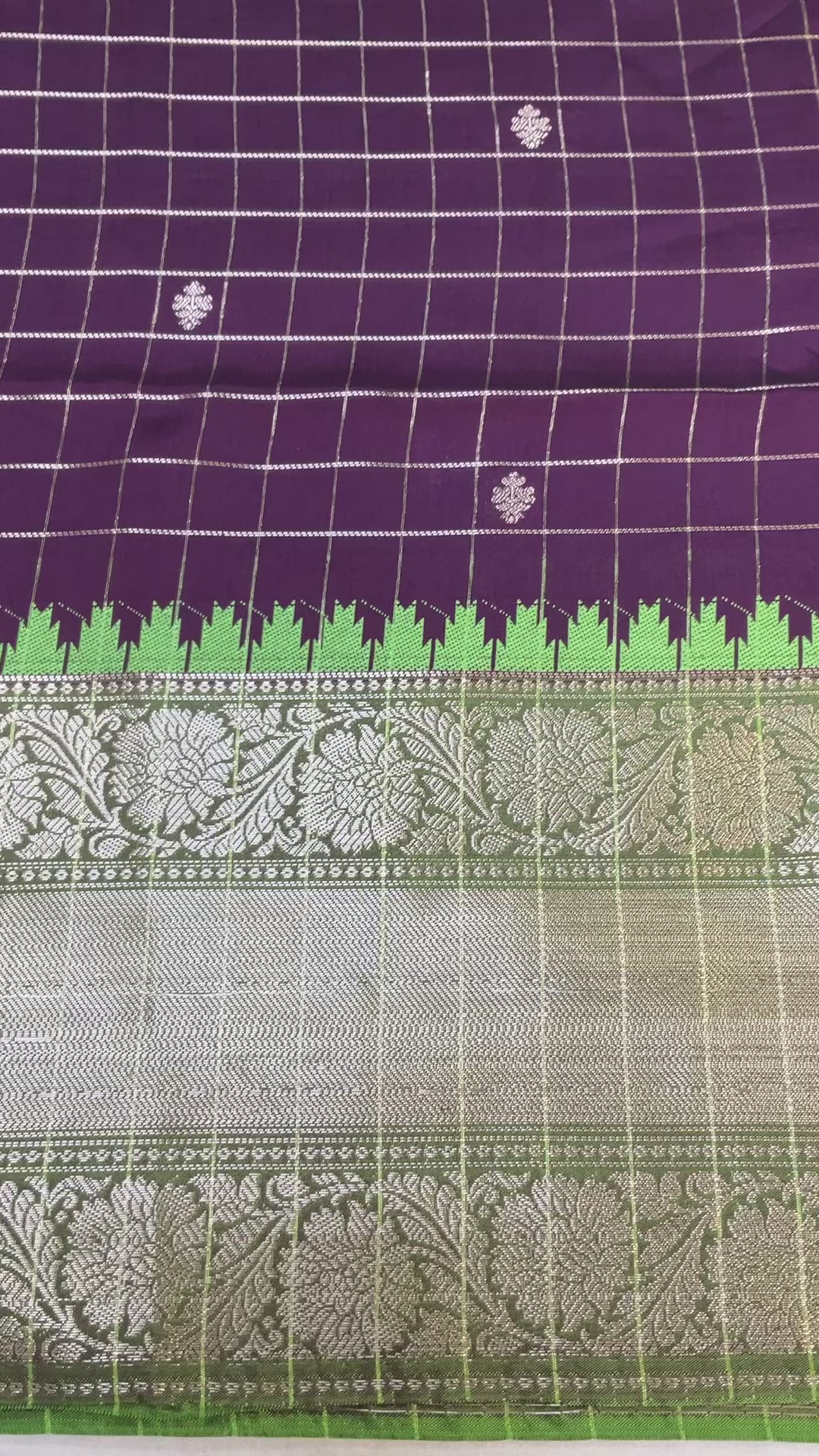 Gadwal Semi Silk Checks Sarees